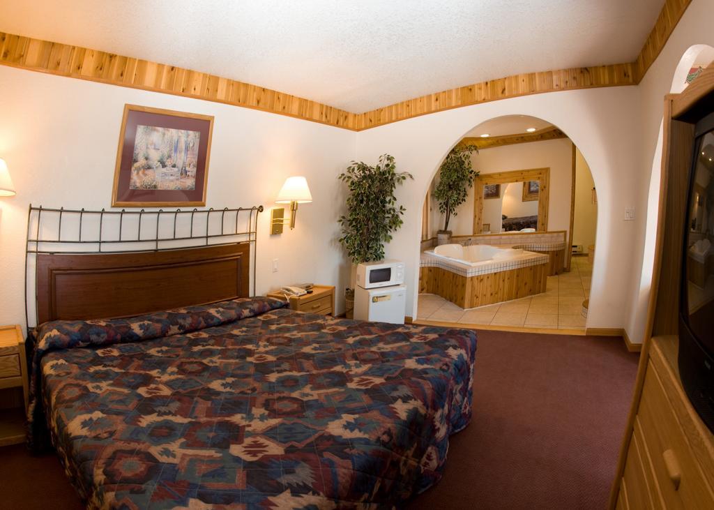North Country Inn & Suites Mandan Kültér fotó